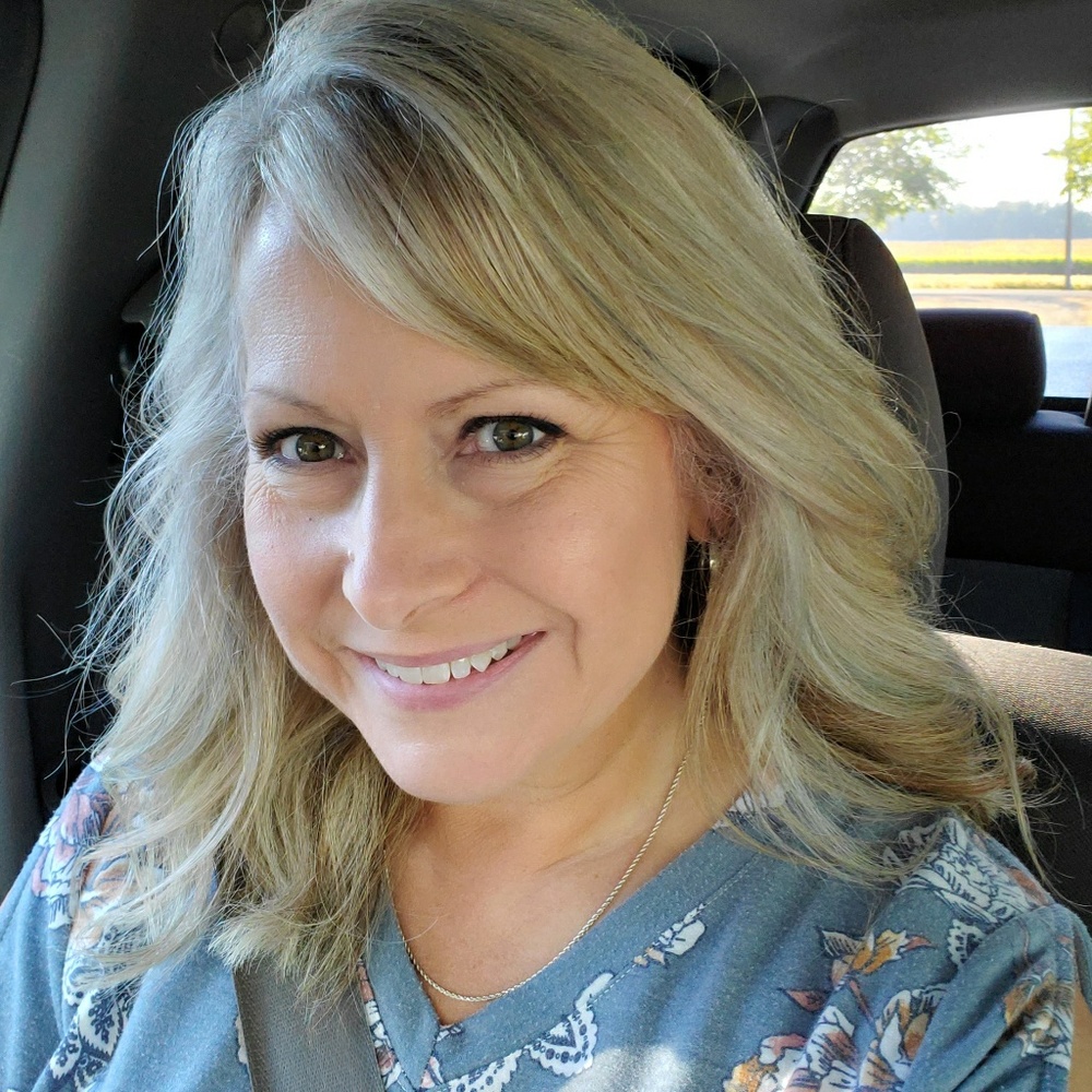 Meet your Posher, Andrea